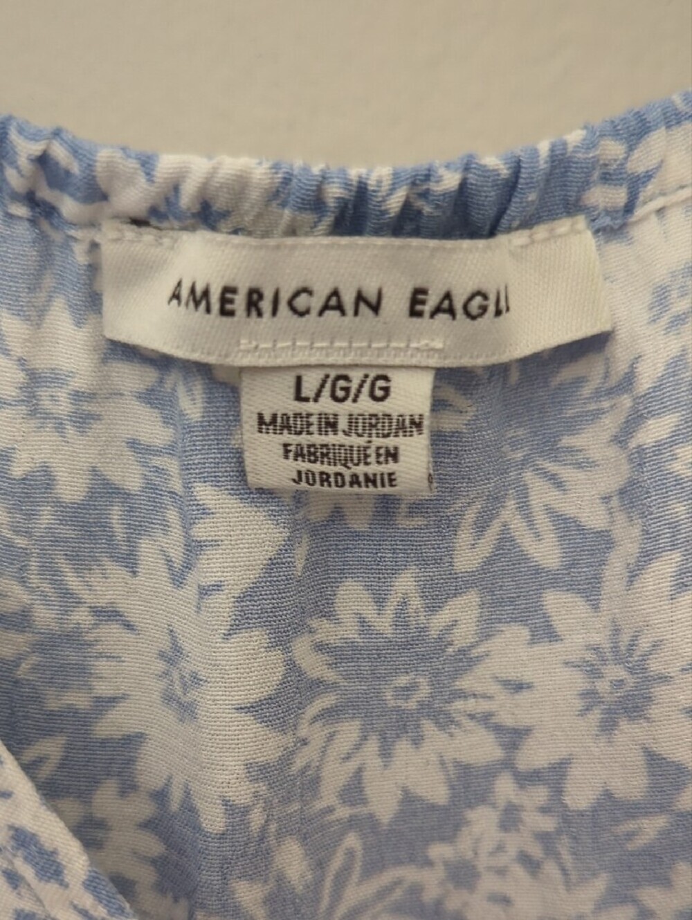 American Eagle Outfitters Women's Large Powder Blue White Floral Button-Tie Top - Picture 3 of 5